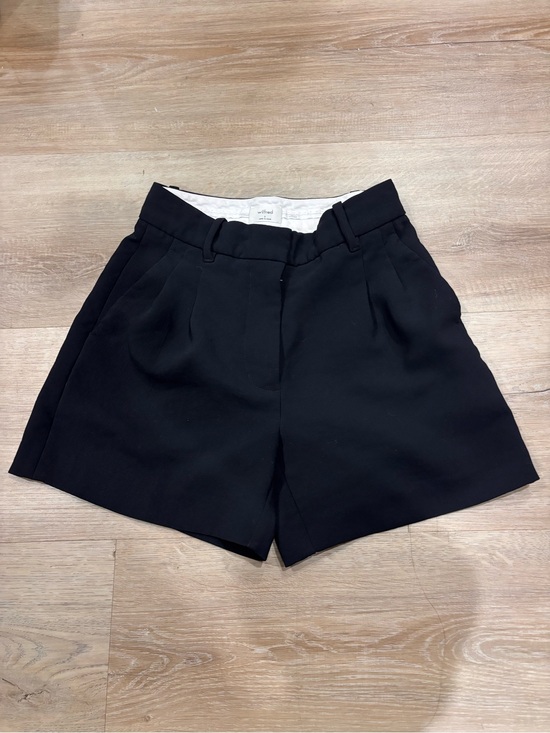 Wilfred Pants - Aritzia Black High-Waist Tailored Shorts